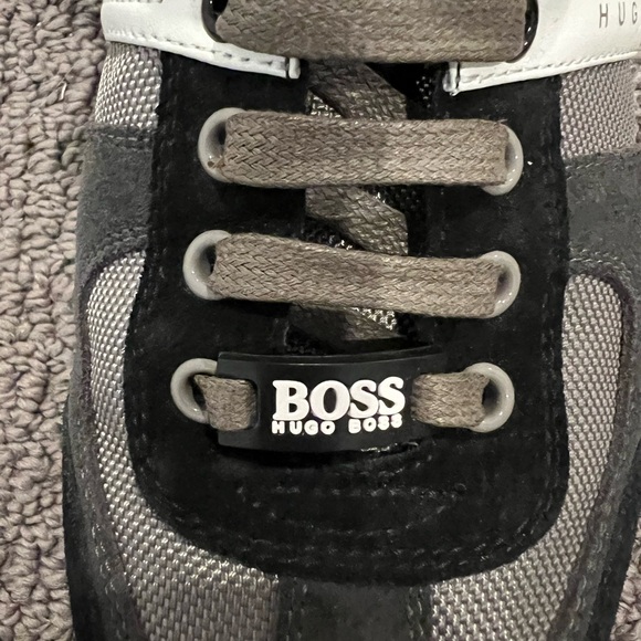 Hugo Boss low profile sneakers size 11.5 - Picture 3 of 5